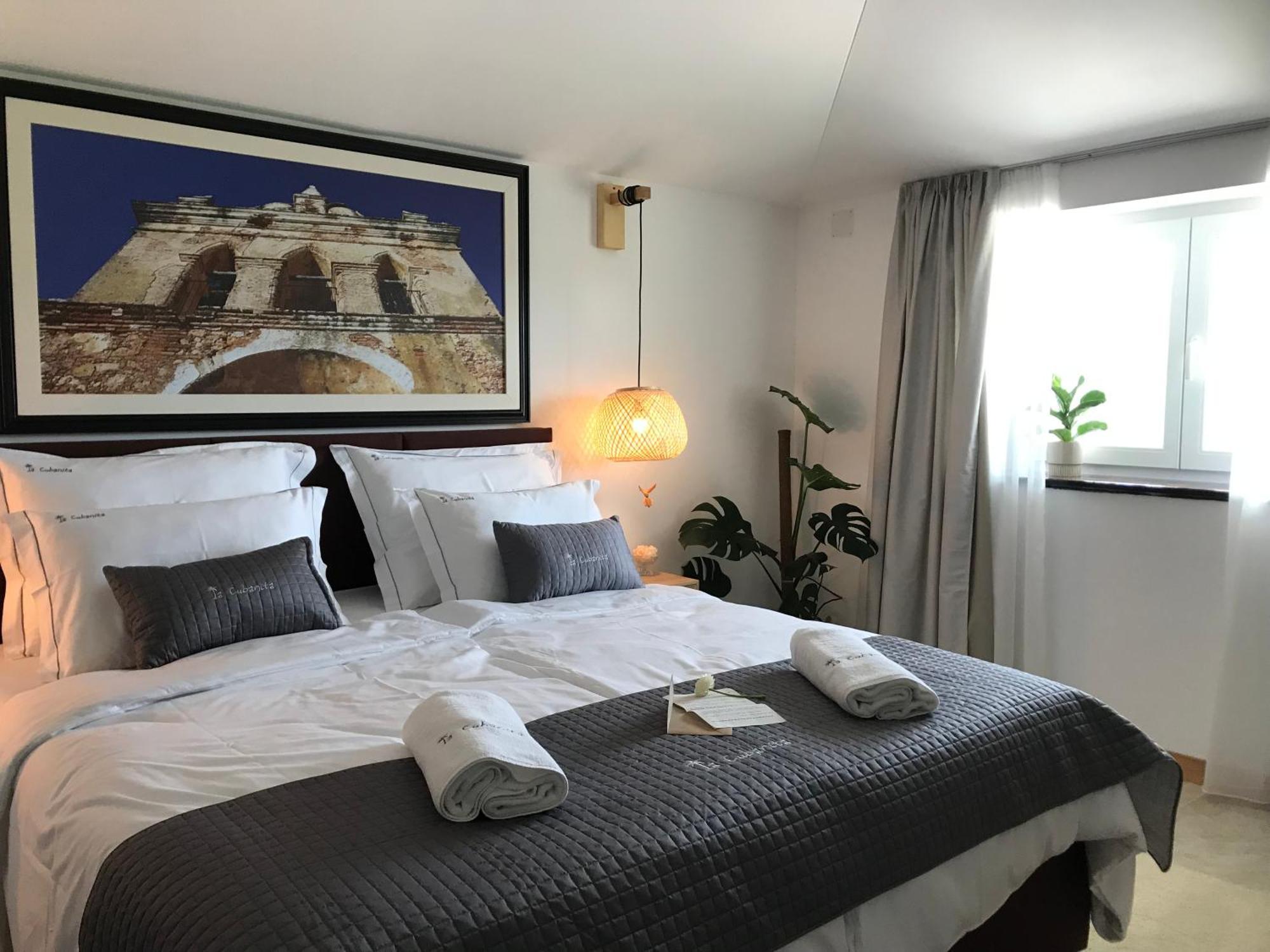 La Cubanita Bed & Breakfast คอจส์โค ภายนอก รูปภาพ