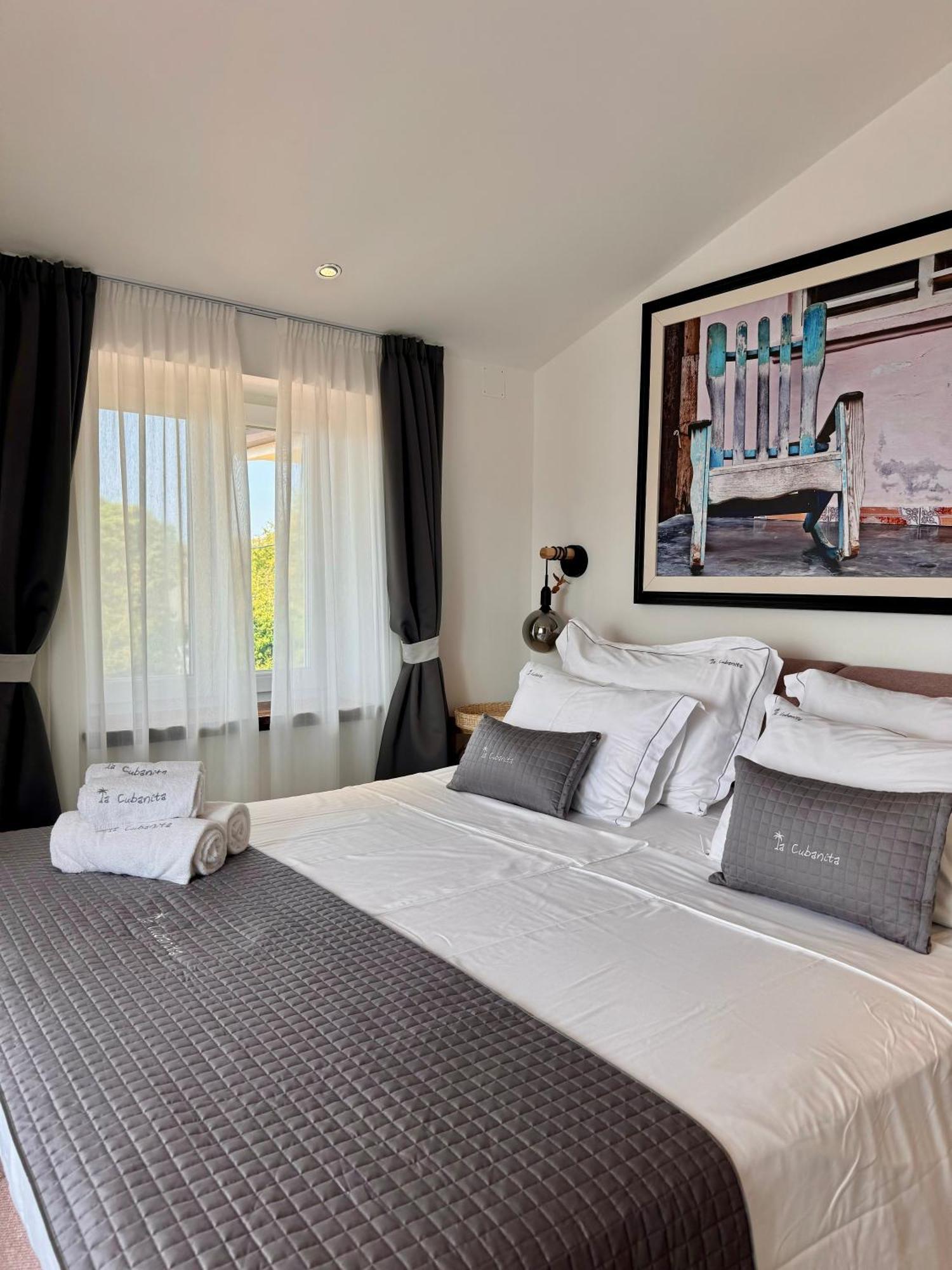 La Cubanita Bed & Breakfast คอจส์โค ภายนอก รูปภาพ